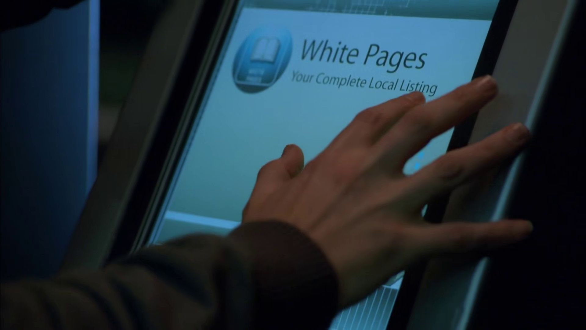 Redverse: <b>Image 8:</b> The White Pages